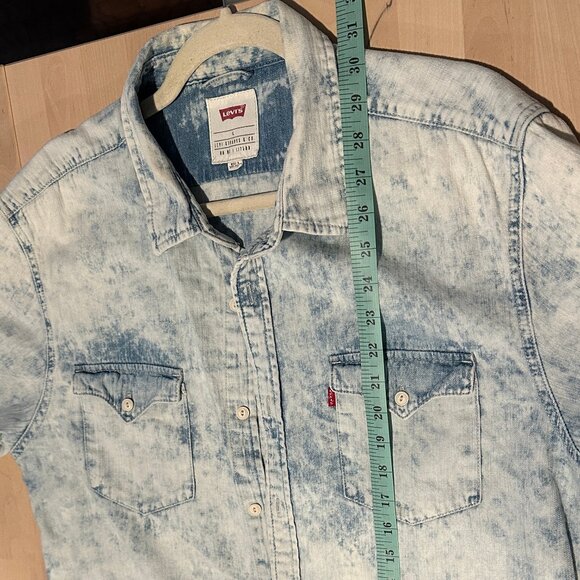 Levi's Acid Wash Denim Style 100% Cotton Western Shirt - Picture 7 of 7